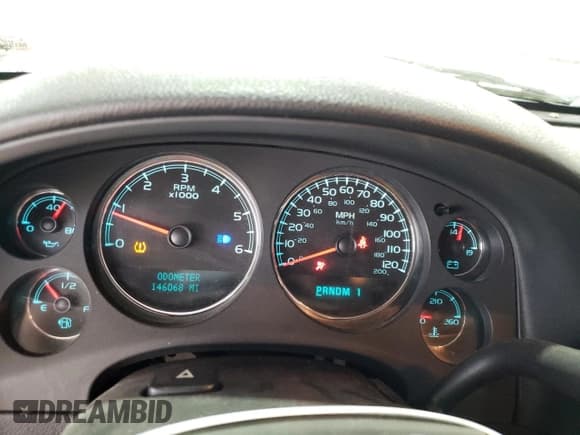 ✅ 2008 Chevrolet Suburban Commercial • VIN: 3GNGK26K58G254718 • Lot: 53383425. Wystawiony na Copart z przebiegiem 146 068 mil. Bezpłatny archiwum sprzedaży aukcyjnych z USA i szczegółowy raport historii pojazdu na DreamBid. Zdjęcie 9.