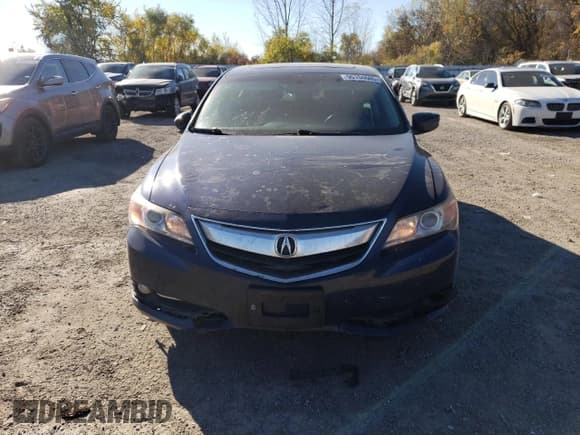 ✅ 2013 Acura ILX Hybrid Technology • VIN: 19VDE3F74DE400027 • Lot: 90104685. Listed on Copart with 251,366 mi. Free auction sales archive from the USA and detailed vehicle history report at DreamBid. Image 5.