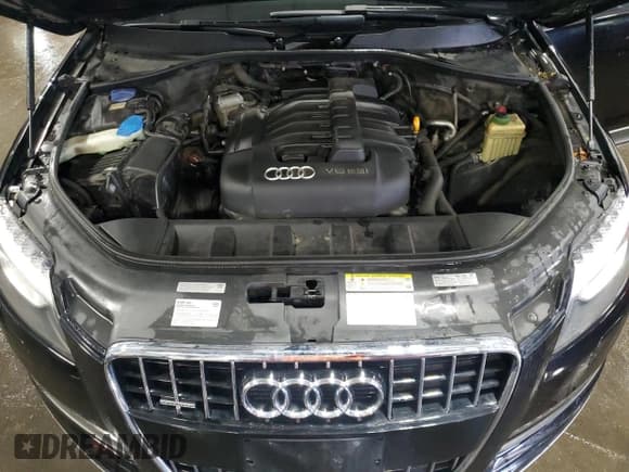 ✅ 2010 Audi Q7 Premium Plus • VIN: WA1LYAFE3AD006412 • Lot: 53726555. Listed on Copart with 140,747 mi. Free auction sales archive from the USA and detailed vehicle history report at DreamBid. Image 12.