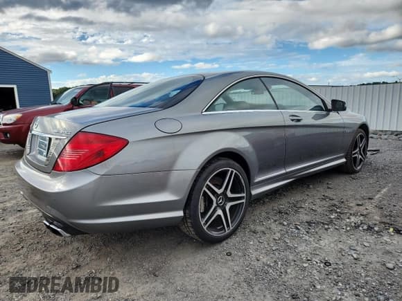 ✅ 2011 Mercedes-Benz CL 63 AMG • VIN: WDDEJ7EB6BA027471 • Lot: 81370615. Wystawiony na Copart z przebiegiem 102 907 mil. Bezpłatny archiwum sprzedaży aukcyjnych z USA i szczegółowy raport historii pojazdu na DreamBid. Zdjęcie 3.