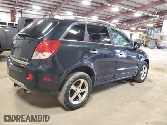 ✅ 2012 Chevrolet Captiva Sport LT • VIN: 3GNAL3E58CS527094 • Lot: 43129555. Wystawiony na Copart z przebiegiem 140 901 mil. Bezpłatny archiwum sprzedaży aukcyjnych z USA i szczegółowy raport historii pojazdu na DreamBid. Zdjęcie 3.