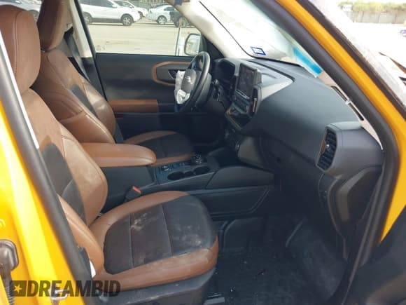 ✅ 2022 Ford Bronco Sport Badlands • VIN: 3FMCR9D95NRD00815 • Lot: 43503464. Listed on IAAI with 42,451 mi. Free auction sales archive from the USA and detailed vehicle history report at DreamBid. Image 5.