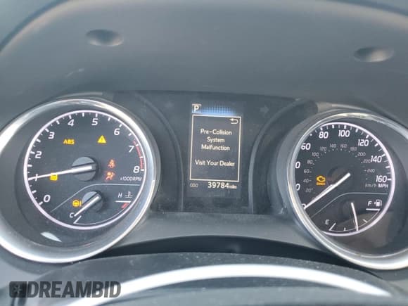 ✅ 2020 Toyota Camry SE • VIN: 4T1G11AK3LU352001 • Лот: 82597725. Опубликован ранее на Copart с пробегом 39 784 миль. Бесплатный доступ к архиву аукционных продаж из США и подробный отчёт об истории автомобиля на DreamBid. Изображение 9.