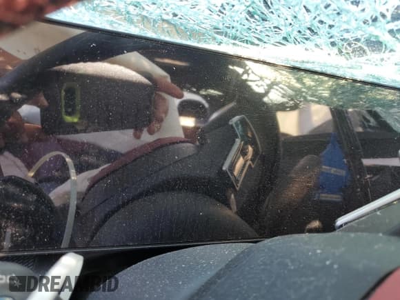 ✅ 2025 Kia K4 GT-Line • VIN: 3KPFW4DE6SE079643 • Lot: 86603355. Wystawiony na Copart z przebiegiem Nie podano. Bezpłatny archiwum sprzedaży aukcyjnych z USA i szczegółowy raport historii pojazdu na DreamBid. Zdjęcie 9.