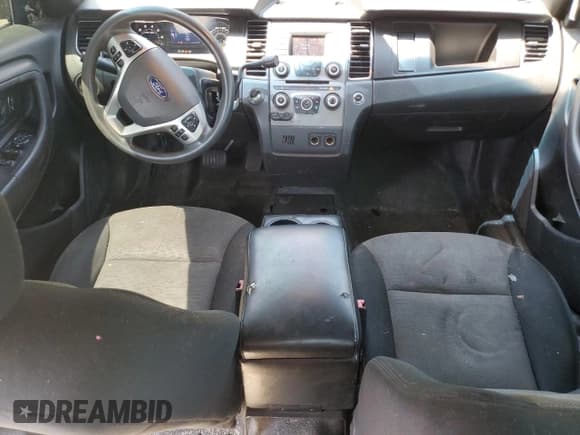 ✅ 2013 Ford Police Interceptor • VIN: 1FAHP2MT9DG165014 • Lot: 55178385. Wystawiony na Copart z przebiegiem 184 133 mil. Bezpłatny archiwum sprzedaży aukcyjnych z USA i szczegółowy raport historii pojazdu na DreamBid. Zdjęcie 8.