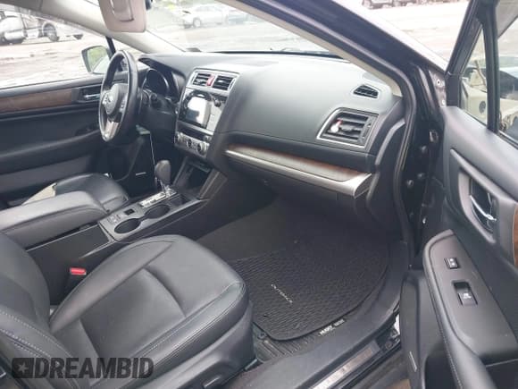 ✅ 2015 Subaru Outback Limited • VIN: 4S4BSENC8F3327350 • Lot: 42492143. Listed on IAAI with 110,518 mi. Free auction sales archive from the USA and detailed vehicle history report at DreamBid. Image 5.