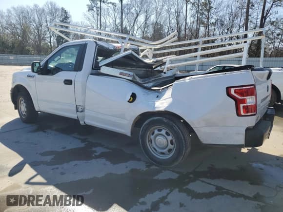 ✅ 2018 Ford F-150 XL • VIN: 1FTMF1C58JKF11393 • Lot: 41764605. Listed on Copart with 100,537 mi. Free auction sales archive from the USA and detailed vehicle history report at DreamBid. Image 2.