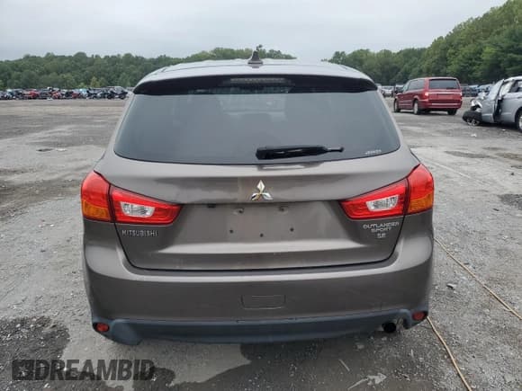 ✅ 2017 Mitsubishi Outlander SE • VIN: JA4AR3AW3HZ048155 • Лот: 69593835. Опубликован ранее на Copart с пробегом 177 506 миль. Бесплатный доступ к архиву аукционных продаж из США и подробный отчёт об истории автомобиля на DreamBid. Изображение 6.