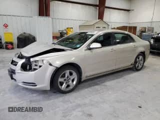 2009 Chevrolet Malibu 1LT z VIN 1G1ZH57B59F234092, wystawiony jako Copart lot #86799655 z przebiegiem 166 471 mil mil oraz Szkoda całkowita • Salvage title. Historia ofert i sprzedaży dostępna na DreamBid. Obrazek 1.