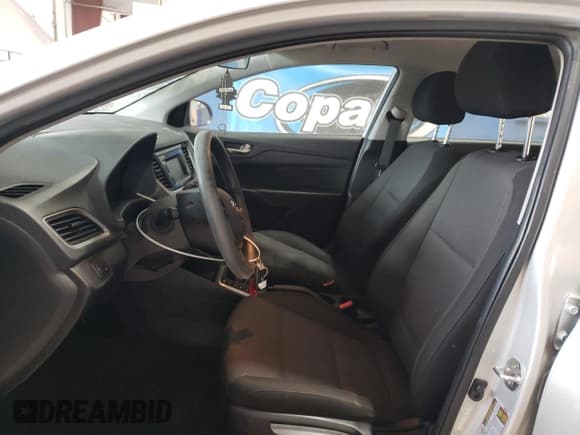 ✅ 2020 Hyundai Accent SE • VIN: 3KPC24A64LE125905 • Лот: 45128825. Опубликован ранее на Copart с пробегом 40 100 миль. Бесплатный доступ к архиву аукционных продаж из США и подробный отчёт об истории автомобиля на DreamBid. Изображение 7.