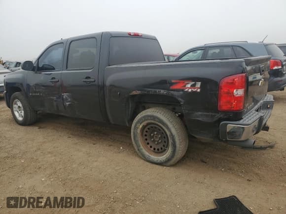 ✅ 2010 Chevrolet Silverado 1500 LT • VIN: 3GCRKSE38AG176016 • Lot: 82340915. Wystawiony na Copart z przebiegiem 201 004 mil. Bezpłatny archiwum sprzedaży aukcyjnych z USA i szczegółowy raport historii pojazdu na DreamBid. Zdjęcie 2.