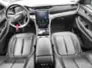 2023 Jeep Grand Cherokee Limited с VIN 1C4RJKBG5P8810035, выставлен на аукционе Copart как лот 68941285 с пробегом 27 754 миль миль и Списание • Salvage title. История ставок и продаж доступна на DreamBid. Изображение 8.