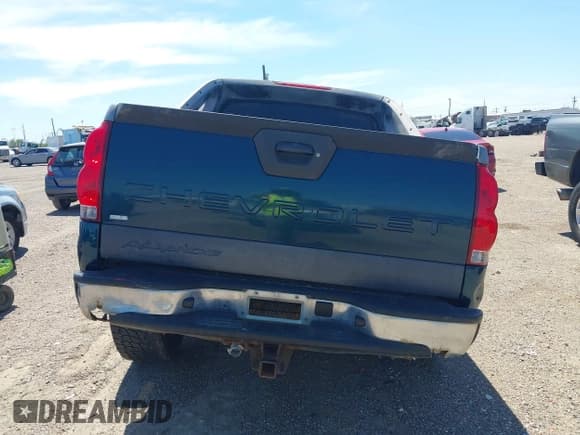 ✅ 2006 Chevrolet Avalanche Z66 • VIN: 3GNEC12Z86G103760 • Lot: 42228815. Listed on IAAI with 238,416 mi. Free auction sales archive from the USA and detailed vehicle history report at DreamBid. Image 16.