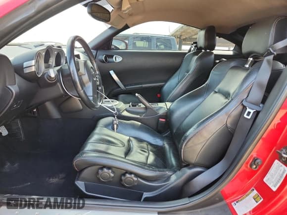 ✅ 2004 Nissan 350Z Touring • VIN: JN1AZ34E44T061084 • Lot: 72017685. Listed on Copart with 158,134 mi. Free auction sales archive from the USA and detailed vehicle history report at DreamBid. Image 7.