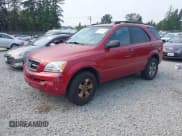 ✅ 2003 Kia Sorento LX • VIN: KNDJC733X35162557 • Lot: 43145089. Wystawiony na IAAI z przebiegiem 234 888 mil. Bezpłatny archiwum sprzedaży aukcyjnych z USA i szczegółowy raport historii pojazdu na DreamBid. Zdjęcie 2.