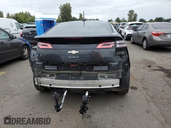 ✅ 2015 Chevrolet Volt • VIN: 1G1RD6E40FU103651 • Lot: 57288854. Wystawiony na Copart z przebiegiem 83 222 mil. Bezpłatny archiwum sprzedaży aukcyjnych z USA i szczegółowy raport historii pojazdu na DreamBid. Zdjęcie 6.