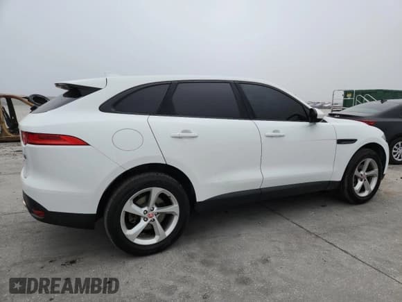 ✅ 2019 Jaguar F-Pace 25t Premium • VIN: SADCJ2FX1KA602126 • Lot: 93079155. Wystawiony na Copart z przebiegiem 121 648 mil. Bezpłatny archiwum sprzedaży aukcyjnych z USA i szczegółowy raport historii pojazdu na DreamBid. Zdjęcie 3.