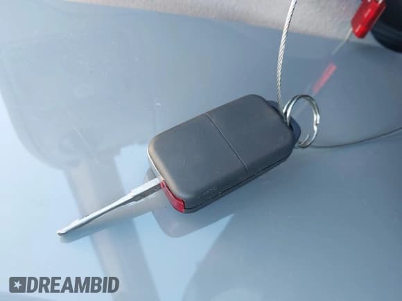 ✅ 1997 Mercedes-Benz E 320 • VIN: WDBJF55FXVA310654 • Лот: 43771950. Опубликован ранее на IAAI с пробегом 128 064 миль. Бесплатный доступ к архиву аукционных продаж из США и подробный отчёт об истории автомобиля на DreamBid. Изображение 11.