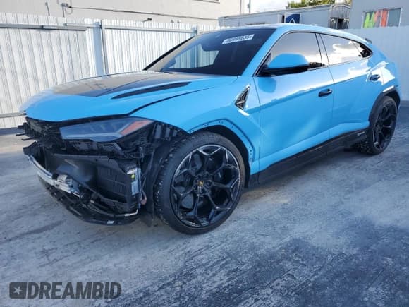 ✅ 2024 Lamborghini Urus Performante • VIN: ZPBUC3ZL8RLA35395 • Лот: 86998635. Опубликован ранее на Copart с пробегом 1 777 миль. Бесплатный доступ к архиву аукционных продаж из США и подробный отчёт об истории автомобиля на DreamBid. Изображение 1.