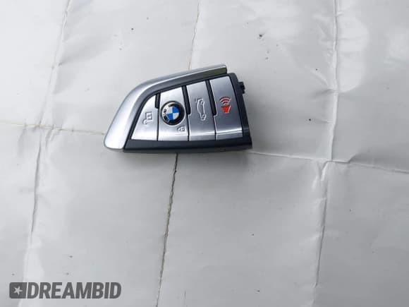 ✅ 2018 BMW 5 Series 530i xDrive • VIN: WBAJA7C54JWC76956 • Lot: 43188068. Listed on IAAI with Not provided. Free auction sales archive from the USA and detailed vehicle history report at DreamBid. Image 11.