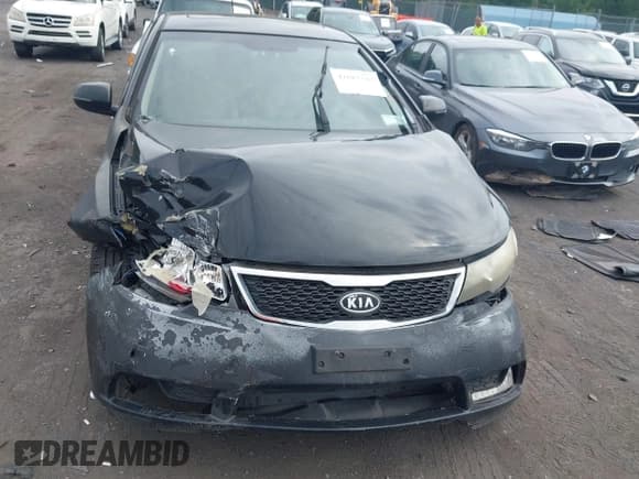 ✅ 2013 Kia Forte EX • VIN: KNAFU5A27D5727377 • Лот: 42682747. Опубликован ранее на IAAI с пробегом 114 823 миль. Бесплатный доступ к архиву аукционных продаж из США и подробный отчёт об истории автомобиля на DreamBid. Изображение 6.