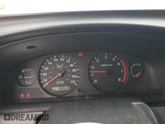 ✅ 2000 Nissan Xterra XE • VIN: 5N1ED28Y2YC554193 • Lot: 69949555. Wystawiony na Copart z przebiegiem 195 612 mil. Bezpłatny archiwum sprzedaży aukcyjnych z USA i szczegółowy raport historii pojazdu na DreamBid. Zdjęcie 9.