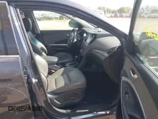 2017 Hyundai Santa Fe SE с VIN KM8SN4HF6HU185987, выставлен на аукционе IAAI как лот 43360620 с пробегом 119 304 миль миль и . История ставок и продаж доступна на DreamBid. Изображение 5.