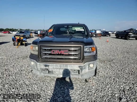 ✅ 2015 GMC Sierra 1500 SLT • VIN: 3GTU2VEJ7FG528102 • Лот: 69580715. Опубликован ранее на Copart с пробегом 159 641 миль. Бесплатный доступ к архиву аукционных продаж из США и подробный отчёт об истории автомобиля на DreamBid. Изображение 13.