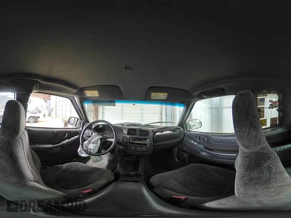 2003 Chevrolet S-10 LS с VIN 1GCCT19X138196806, выставлен на аукционе Copart как лот 75720444 с пробегом Не указан миль и Списание • Salvage title. История ставок и продаж доступна на DreamBid. Изображение 13.