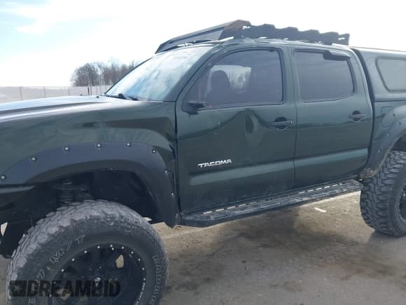 ✅ 2012 Toyota Tacoma • VIN: 3TMLU4EN8CM084941 • Lot: 41547330. Listed on IAAI with 118,460 mi. Free auction sales archive from the USA and detailed vehicle history report at DreamBid. Image 6.