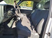 ✅ 2002 Chevrolet Silverado 1500 • VIN: 1GCEC14W72Z331951 • Лот: 90984235. Опубликован ранее на Copart с пробегом 106 097 миль. Бесплатный доступ к архиву аукционных продаж из США и подробный отчёт об истории автомобиля на DreamBid. Изображение 7.