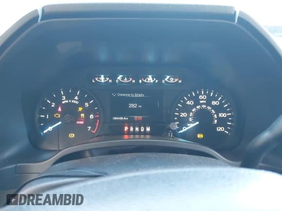 ✅ 2018 Ford F-150 XL • VIN: 1FTFX1E57JFA12712 • Lot: 42141045. Wystawiony na IAAI z przebiegiem 83 439 mil. Bezpłatny archiwum sprzedaży aukcyjnych z USA i szczegółowy raport historii pojazdu na DreamBid. Zdjęcie 7.