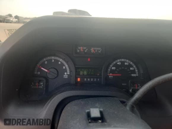 ✅ 2013 Ford Econoline Passenger XL • VIN: 1FBNE3BL0DDA35429 • Лот: 80705525. Опубликован ранее на Copart с пробегом 72 957 миль. Бесплатный доступ к архиву аукционных продаж из США и подробный отчёт об истории автомобиля на DreamBid. Изображение 9.