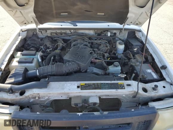 ✅ 2010 Ford Ranger XL • VIN: 1FTKR1AE9APA72483 • Lot: 52352595. Listed on Copart with 125,034 mi. Free auction sales archive from the USA and detailed vehicle history report at DreamBid. Image 11.