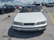 ✅ 1991 Acura Legend • VIN: JH4KA8267MC008945 • Lot: 43298543. Wystawiony na IAAI z przebiegiem 175 801 mil. Bezpłatny archiwum sprzedaży aukcyjnych z USA i szczegółowy raport historii pojazdu na DreamBid. Zdjęcie 6.