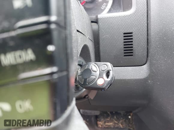 ✅ 2012 Ford Escape Limited • VIN: 1FMCU9EG3CKA40900 • Лот: 42453723. Опубликован ранее на IAAI с пробегом 173 299 миль. Бесплатный доступ к архиву аукционных продаж из США и подробный отчёт об истории автомобиля на DreamBid. Изображение 11.