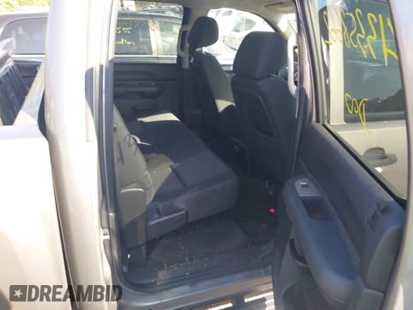 2012 Chevrolet Silverado 1500 LT z VIN 1GCPKSE7XCF216465, wystawiony jako IAAI lot #43358662 z przebiegiem 171 734 mil mil oraz . Historia ofert i sprzedaży dostępna na DreamBid. Obrazek 8.