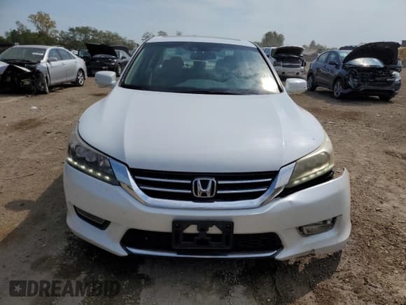 ✅ 2013 Honda Accord Touring • VIN: 1HGCR3F93DA028192 • Lot: 80943375. Wystawiony na Copart z przebiegiem Nie podano. Bezpłatny archiwum sprzedaży aukcyjnych z USA i szczegółowy raport historii pojazdu na DreamBid. Zdjęcie 5.