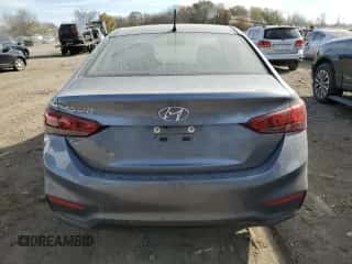 2020 Hyundai Accent SE z VIN 3KPC24A67LE101940, wystawiony jako Copart lot #76359753 z przebiegiem 73 889 mil mil oraz . Historia ofert i sprzedaży dostępna na DreamBid. Obrazek 6.