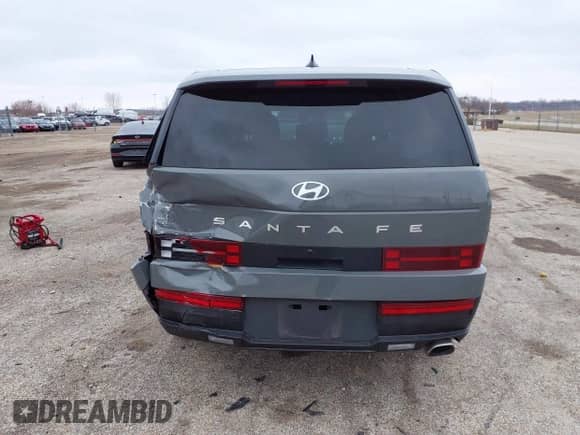 2025 Hyundai Santa Fe SE с VIN 5NMP14GL6SH079373, выставлен на аукционе IAAI как лот 41164418 с пробегом 2 781 миль миль и . История ставок и продаж доступна на DreamBid. Изображение 16.