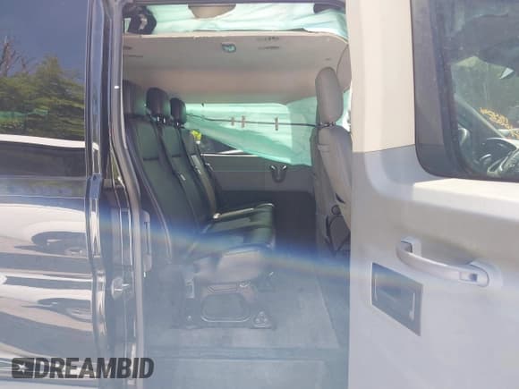 ✅ 2017 Ford Transit XL • VIN: 1FBZX2ZM3HKA20753 • Lot: 42340639. Wystawiony na IAAI z przebiegiem 322 450 mil. Bezpłatny archiwum sprzedaży aukcyjnych z USA i szczegółowy raport historii pojazdu na DreamBid. Zdjęcie 8.