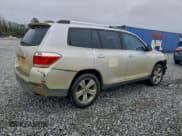 ✅ 2012 Toyota Highlander Limited • VIN: 5TDYK3EHXCS081698 • Lot: 95866295. Listed on Copart with 224,632 mi. Free auction sales archive from the USA and detailed vehicle history report at DreamBid. Image 3.