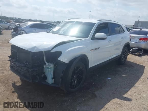 ✅ 2022 Volkswagen Atlas SE • VIN: 1V2WE2CA1NC217119 • Lot: 42251488. Wystawiony na IAAI z przebiegiem 45 034 mil. Bezpłatny archiwum sprzedaży aukcyjnych z USA i szczegółowy raport historii pojazdu na DreamBid. Zdjęcie 22.