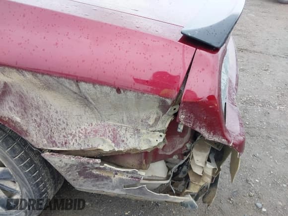 ✅ 2022 Dodge Challenger SXT • VIN: 2C3CDZGG4NH172239 • Lot: 42153079. Wystawiony na IAAI z przebiegiem 60 296 mil. Bezpłatny archiwum sprzedaży aukcyjnych z USA i szczegółowy raport historii pojazdu na DreamBid. Zdjęcie 21.