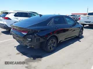 2023 Hyundai Elantra SEL with VIN KMHLM4AG5PU469667, listed as a IAAI auction lot 42620520 with 30,552 mi miles and . Bid and sale history available at DreamBid. Image 4.