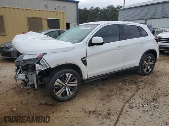 2020 Mitsubishi Outlander ES z VIN JA4AP3AU3LU019863, wystawiony jako Copart lot #84473115 z przebiegiem 120 341 mil mil oraz Szkoda całkowita • Salvage title. Historia ofert i sprzedaży dostępna na DreamBid. Obrazek 1.