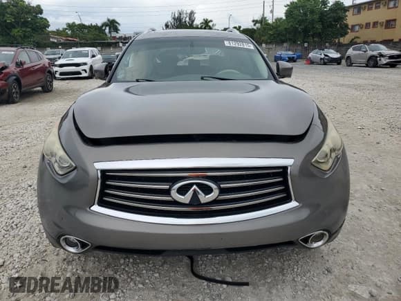 ✅ 2015 Infiniti QX70 • VIN: JN8CS1MU8FM381242 • Lot: 81292815. Wystawiony na Copart z przebiegiem 123 760 mil. Bezpłatny archiwum sprzedaży aukcyjnych z USA i szczegółowy raport historii pojazdu na DreamBid. Zdjęcie 5.