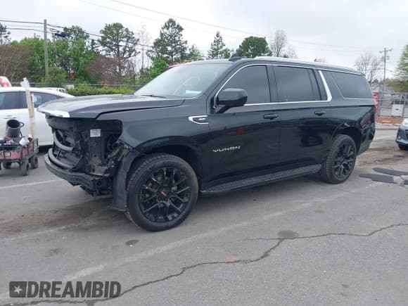 ✅ 2022 GMC Yukon XL SLE • VIN: 1GKS1FKD1NR320654 • Lot: 41922000. Wystawiony na IAAI z przebiegiem 92 121 mil. Bezpłatny archiwum sprzedaży aukcyjnych z USA i szczegółowy raport historii pojazdu na DreamBid. Zdjęcie 2.
