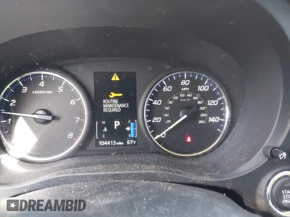 ✅ 2017 Mitsubishi Outlander SE • VIN: JA4AD3A30HZ054841 • Lot: 41857461. Listed on IAAI with 104,413 mi. Free auction sales archive from the USA and detailed vehicle history report at DreamBid. Image 7.