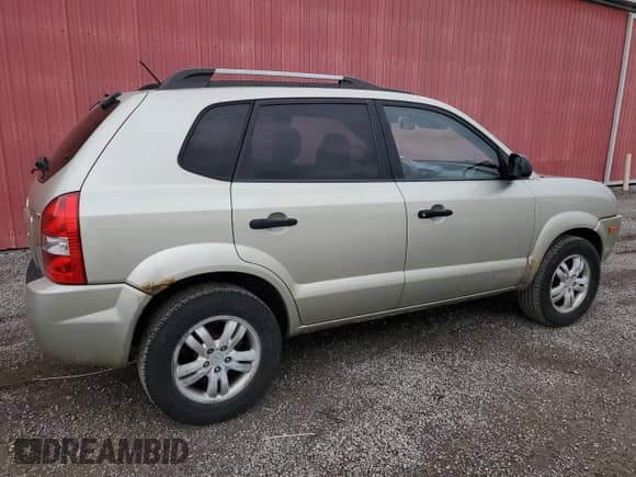 2007 Hyundai Tucson GLS z VIN KM8JM12B47U544450, wystawiony jako Copart lot #82184254 z przebiegiem 225 279 mil mil oraz Czysty tytuł • Clean title. Historia ofert i sprzedaży dostępna na DreamBid. Obrazek 3.